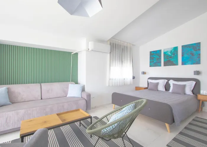 Three By Halkidiki 别墅